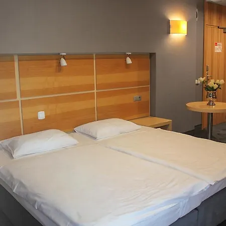 Hotell Port 5*