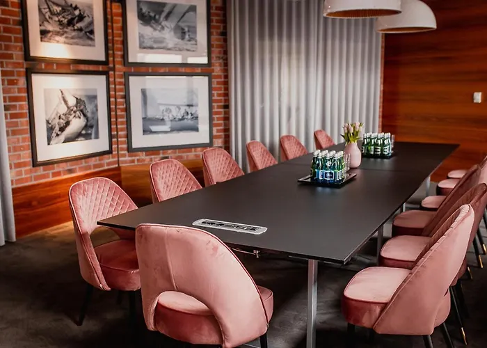 Отель Port Оструда